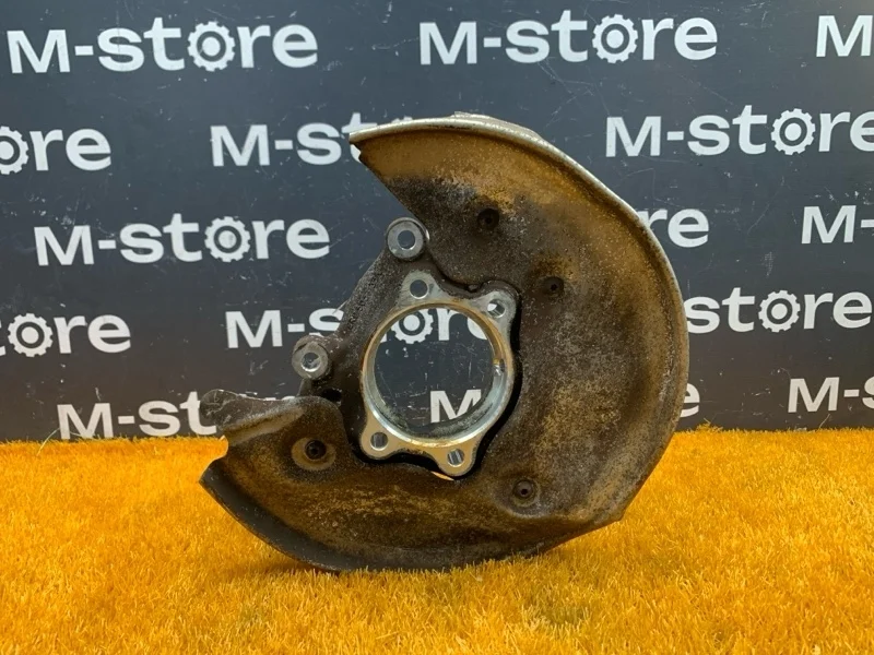 Кулак поворотный Audi Q5 2013 8R0505431F 8R CNCD, задний левый