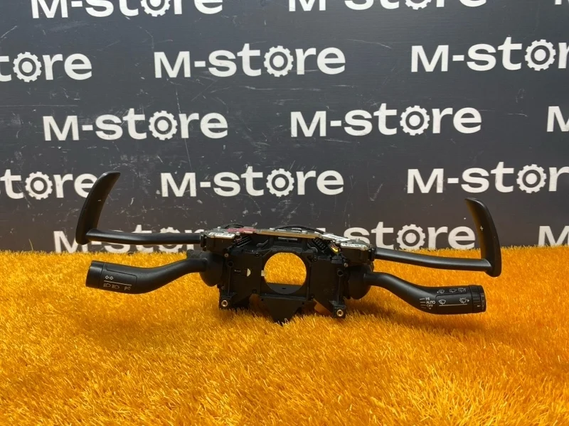 Блок подрулевых переключателей Volkswagen Touareg 2008 7L6953549F 7L BHK