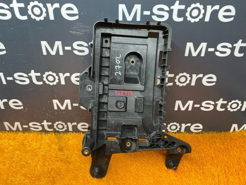 Крепление аккумулятора Volkswagen Tiguan 2013 1K0915333H 5N CTHD