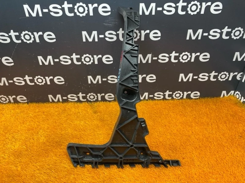 Крепление бампера Audi Q5 2013 8R0807453C 8R CNCD, заднее левое