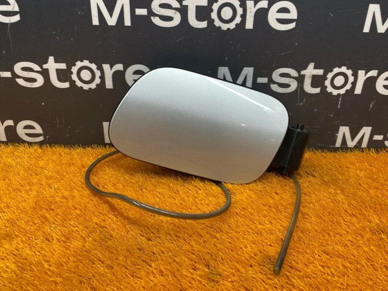 Лючок бензобака Volkswagen Touareg 2010 7P6809857 7P CGRA