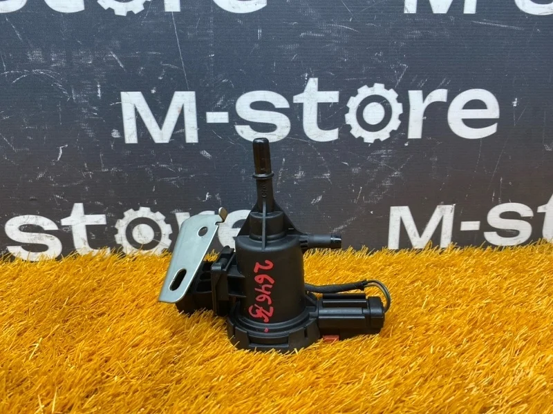 Клапан вентиляции топливного бака Mercedes-Benz E-Class 2013 A0014760532 W212 274.920