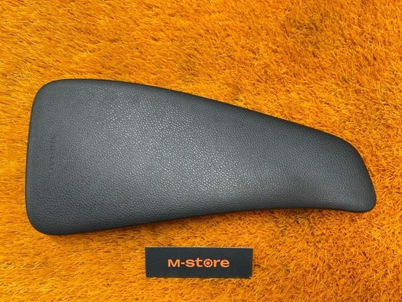 Заглушка аирбаг Mercedes-Benz E-Class 2013 A2128603402 W212 274.920, левая