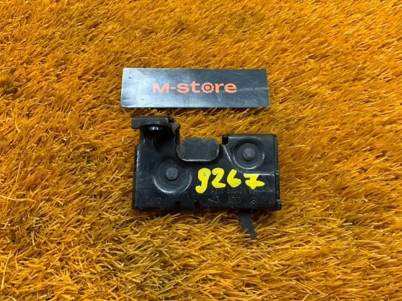 Замок капота Mercedes-Benz E-Class 2012 A2128800160 W212 276.952