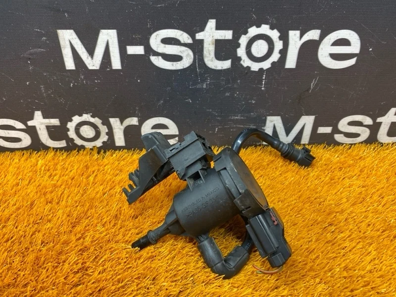 Клапан вентиляции топливного бака Mercedes-Benz C-Class 2014 A0014760532 W205 274.920