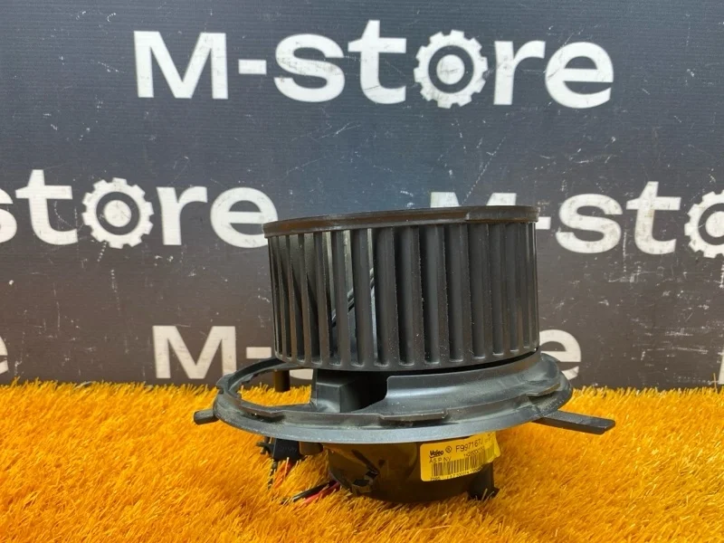 Мотор печки Volkswagen Tiguan 1K2820015G 5N