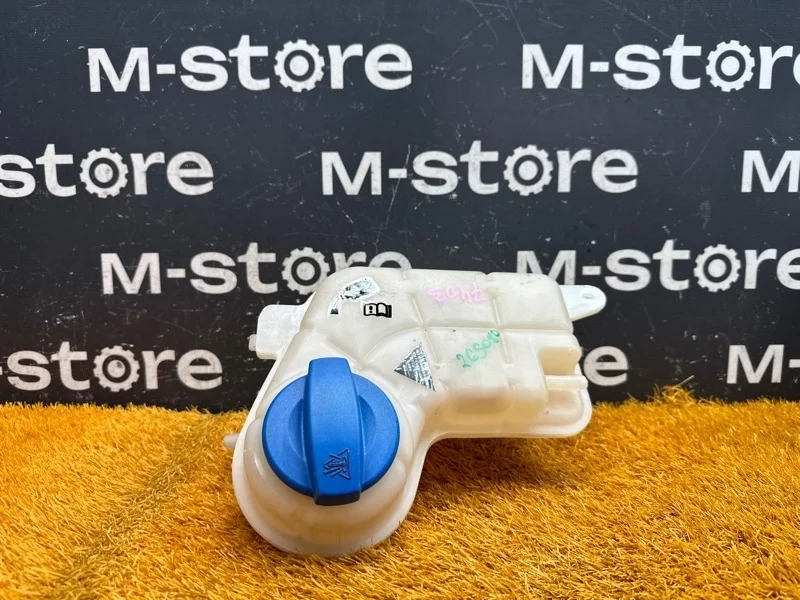 Бачок расширительный Audi A6 2006 4F0121403C C6/4F BDW