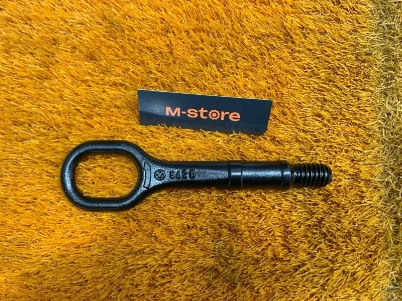 Крюк буксировочный Volkswagen Tiguan 2013 1T0805615A 5N CTH