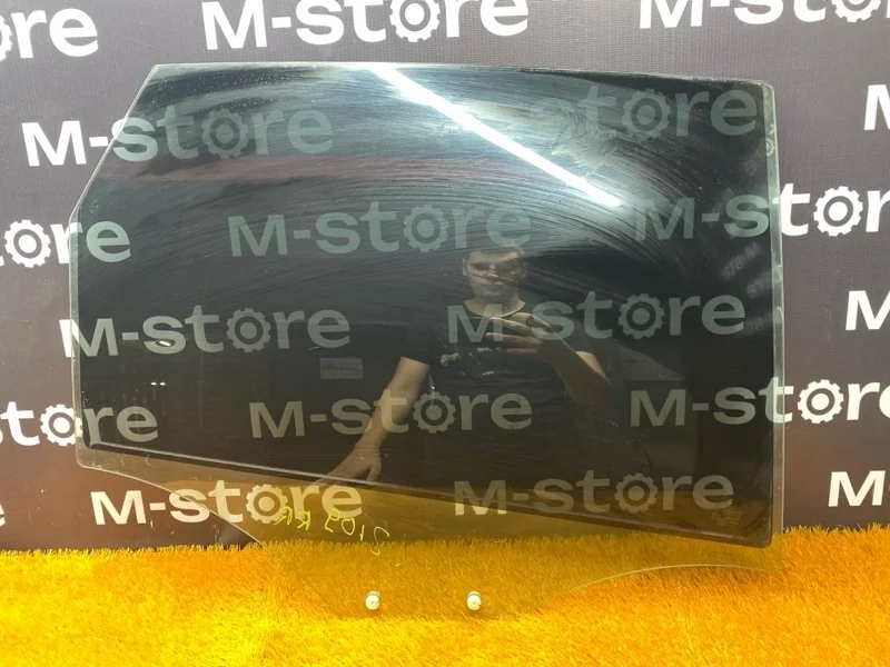 Стекло боковое Audi Q5 2011 8R0845206F 8R CDN, заднее правое