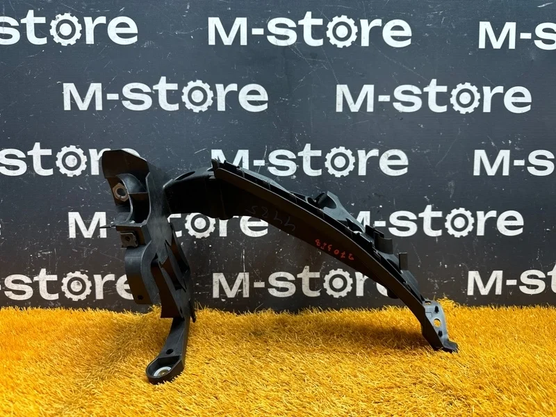 Кронштейн фары Audi A4 2009 8K0805608R B8/8K CDN, правый