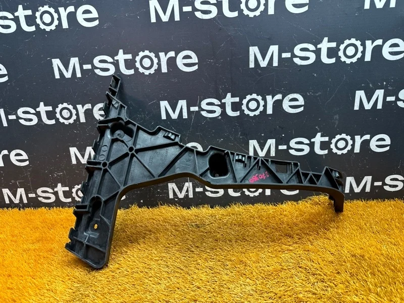 Крепление бампера Audi Q5 2010 8R0807454C 8R CAL, заднее правое