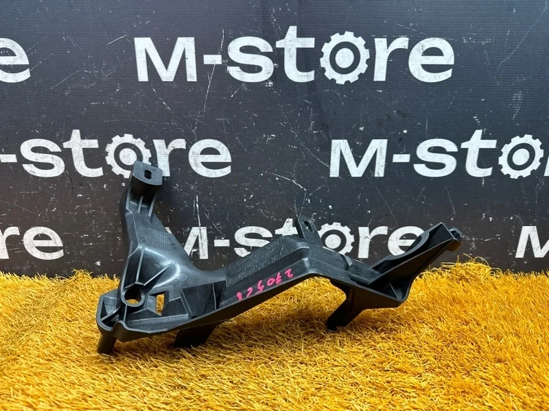 Крепление бампера Porsche Cayenne 2008 7L5807889 957 M4801, переднее левое