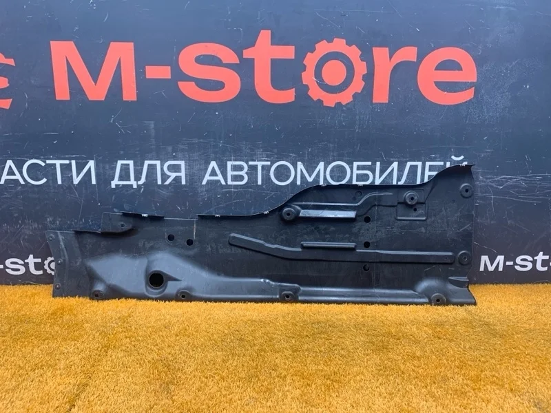 Защита днища кузова Mercedes-Benz M-Class 2011 A1646190338 W164 272.967, левая