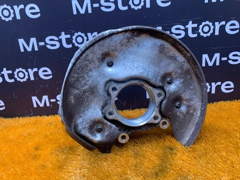 Кулак поворотный Audi Q5 2010 8R0505432C 8R CAL, задний правый