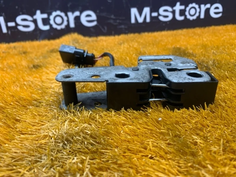 Замок капота Porsche Cayenne 2008 95551150902 957 M4801