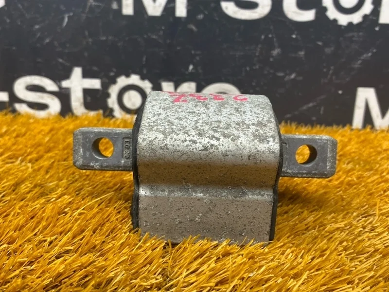 Подушка кпп Mercedes-Benz E-Class 2007 A2202400518 W211 272.943