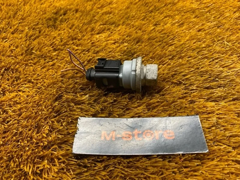 Датчик давления кондиционера Audi A4 2009 8K0959126B B8/8K CDN