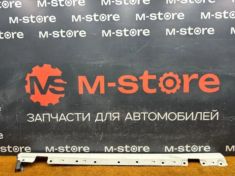 Накладка на порог Mercedes-Benz C-Class 2001 A2036980254 W203 111.951, правая