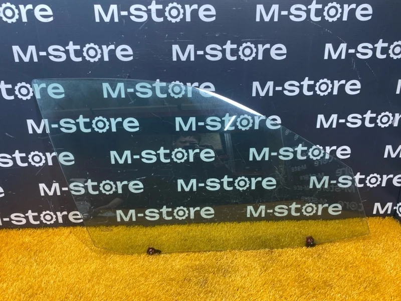 Стекло боковое Bmw 3-Series 2002 51338196026 E46 M54B22(226S1), переднее правое