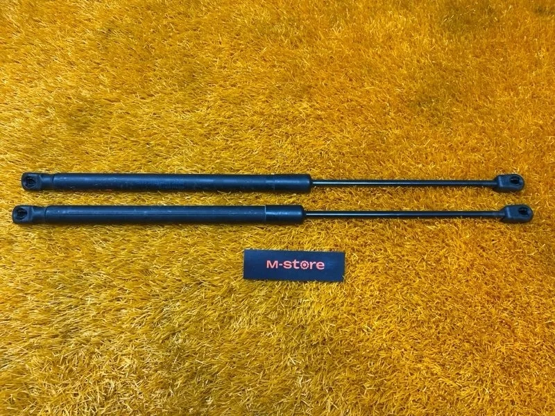 Амортизатор капота Audi Q7 2007 4L0823359 4L BAR