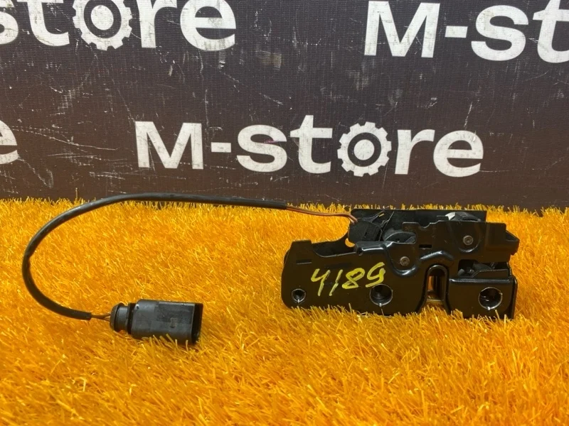 Замок капота Audi Q7 2012 4L0823509 4L CJTC