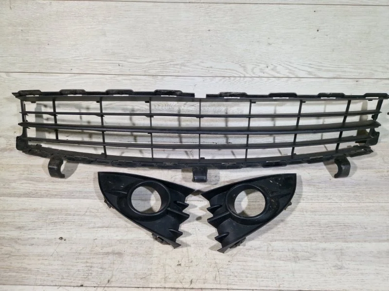 Решетка бампера Renault GRAND SCENIC 2007