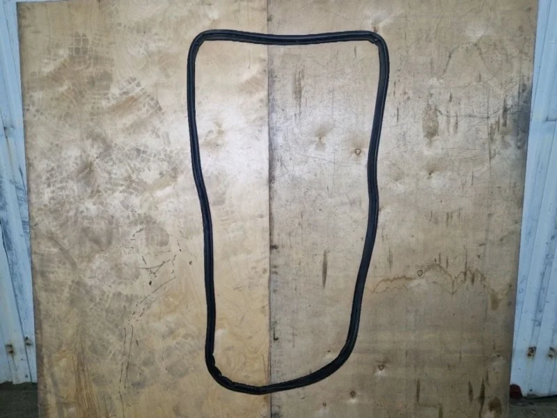 Уплотнитель двери багажника Renault GRAND SCENIC 2007