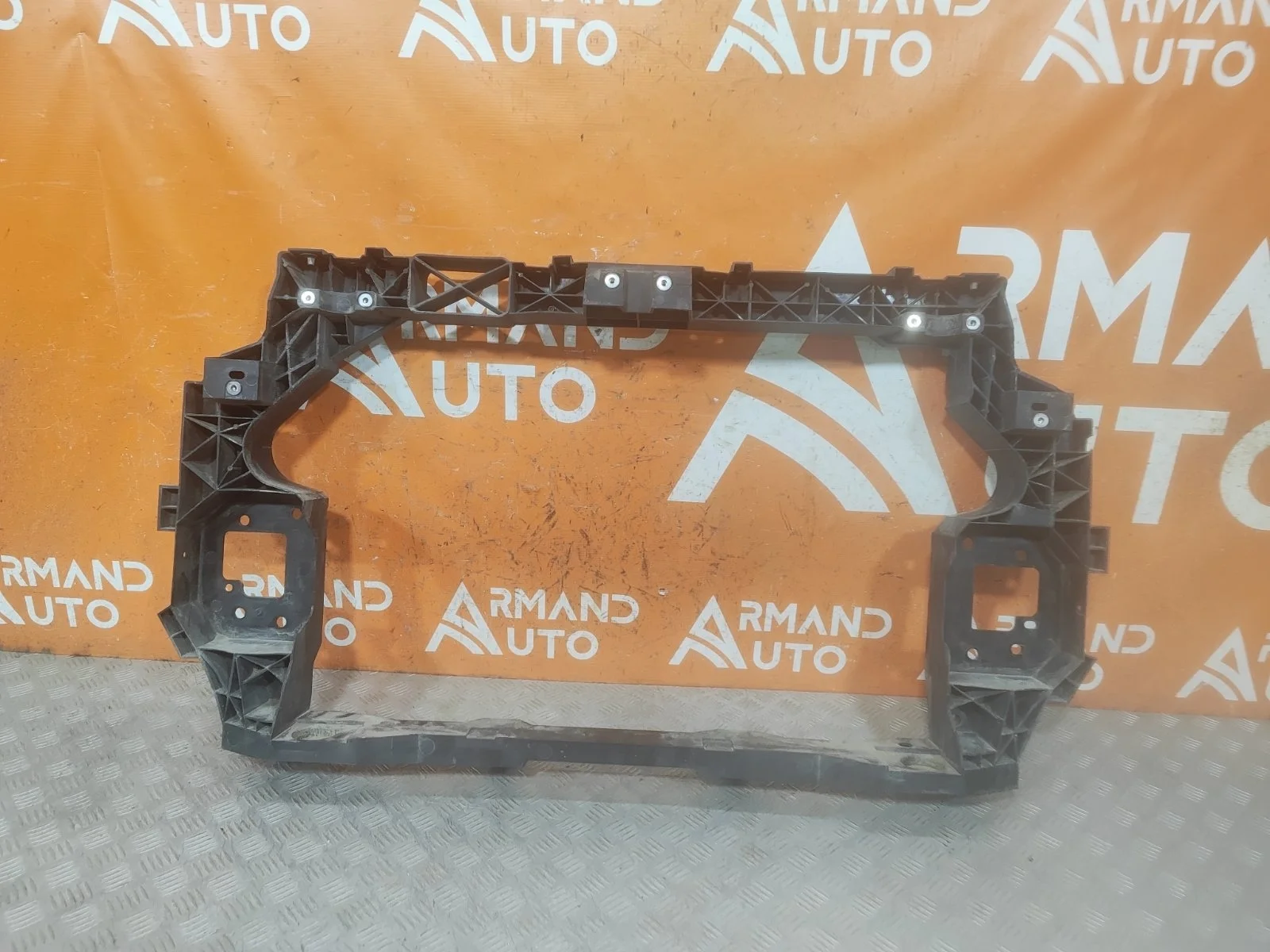 Панель передняя (суппорт радиатора) Haval F7 2018-нв
