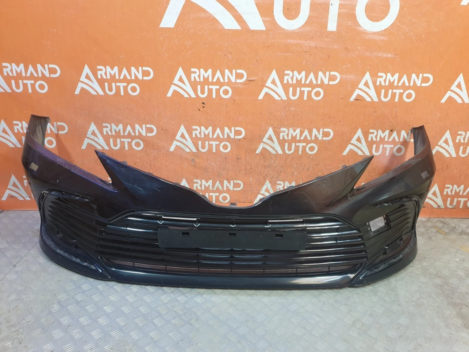 Бампер Toyota Camry 2020-нв 8 XV70