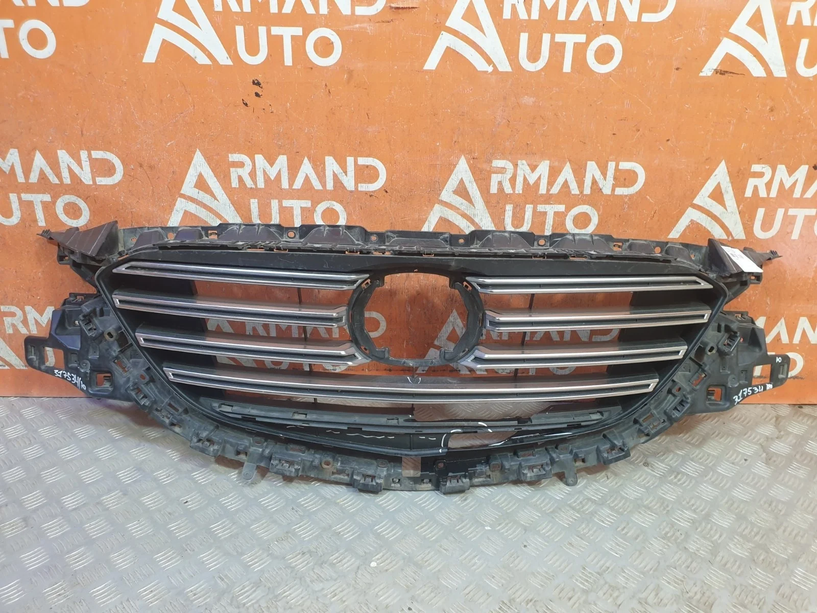 Решетка радиатора Mazda CX-9 2016-нв