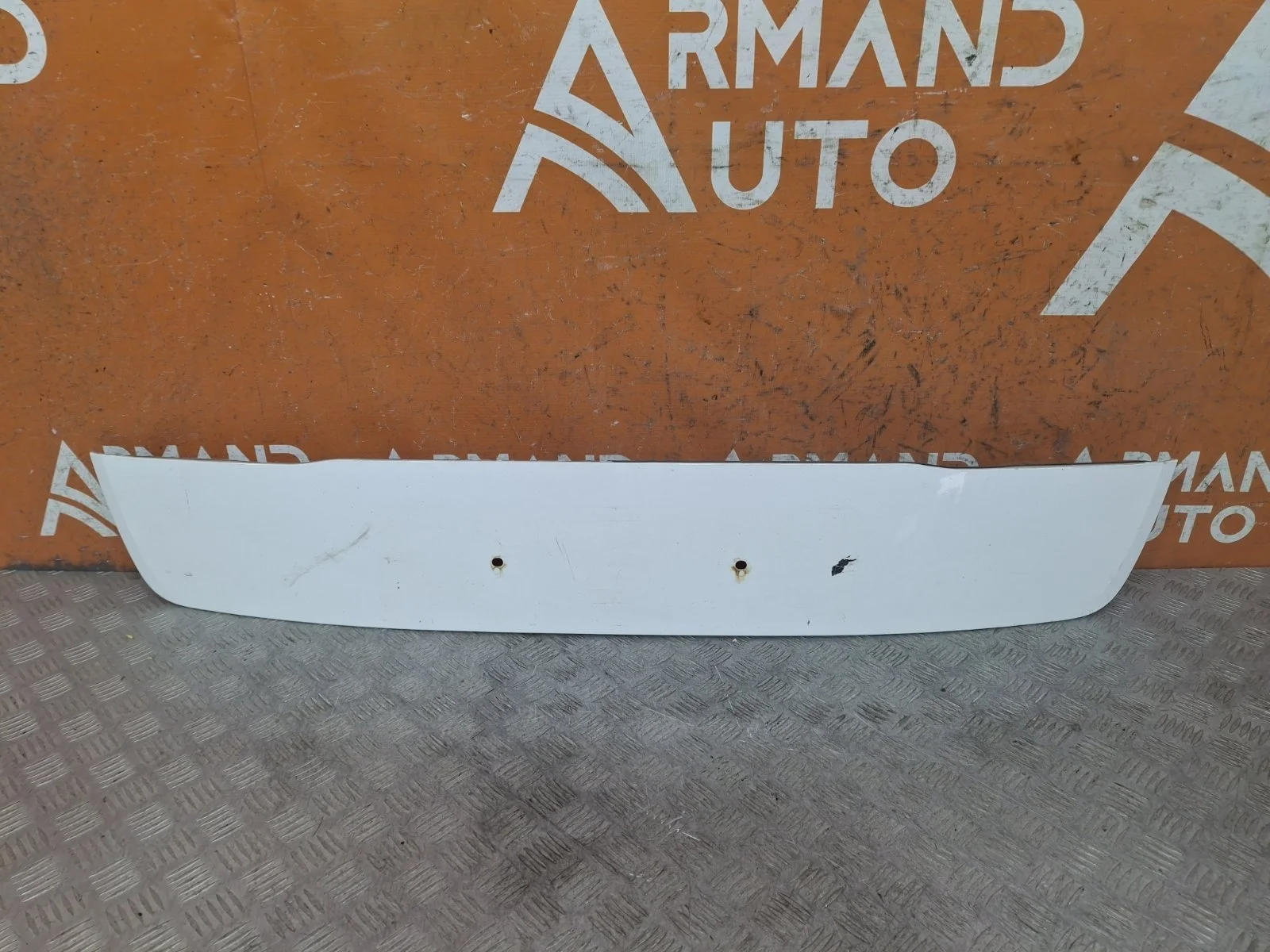 Накладка двери багажника нижняя KIA Sportage 2016-2022 4 QL