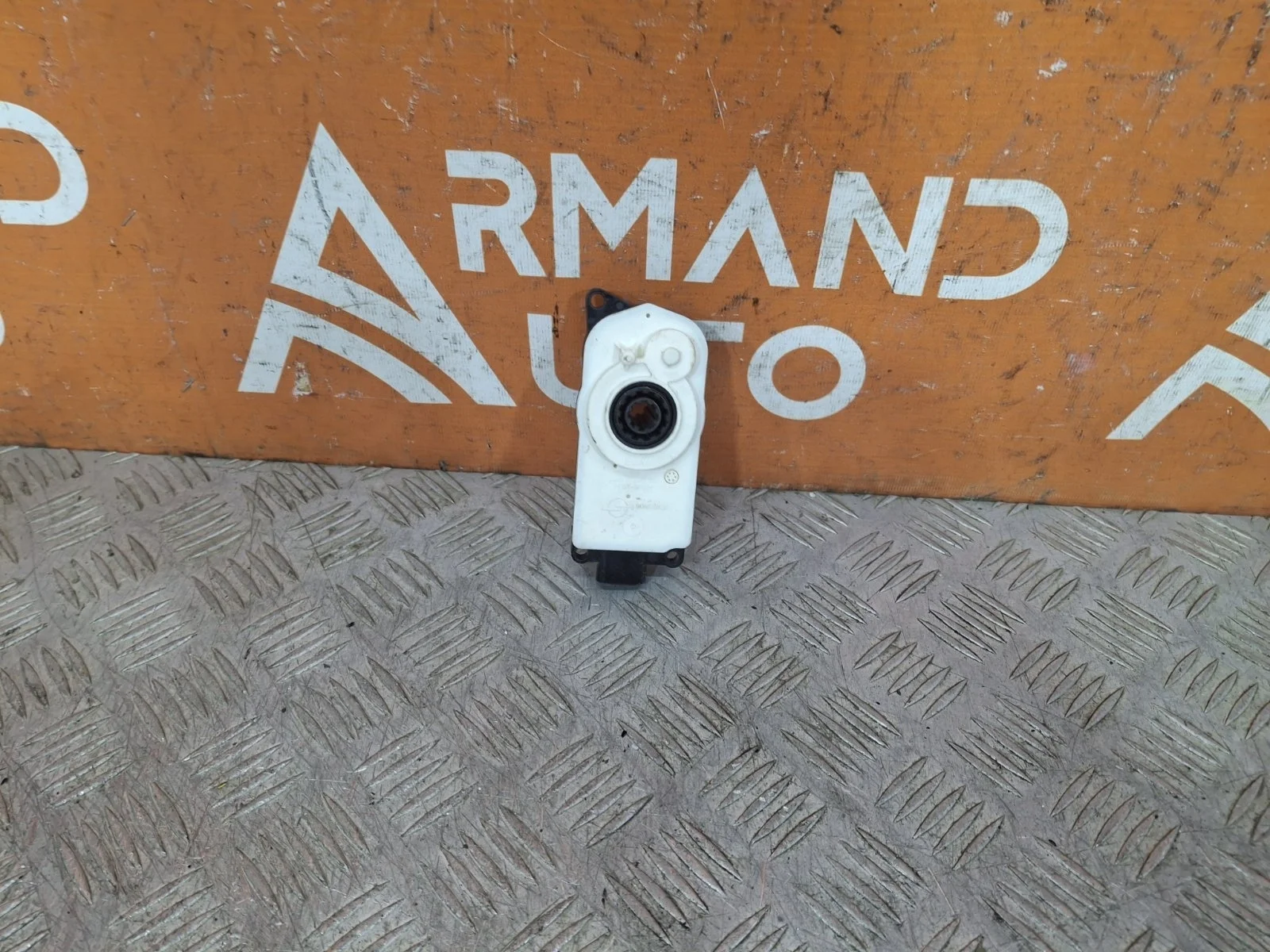 Мотор заслонки решетки радиатора BMW 3 series 2018-нв G20 G21 G28