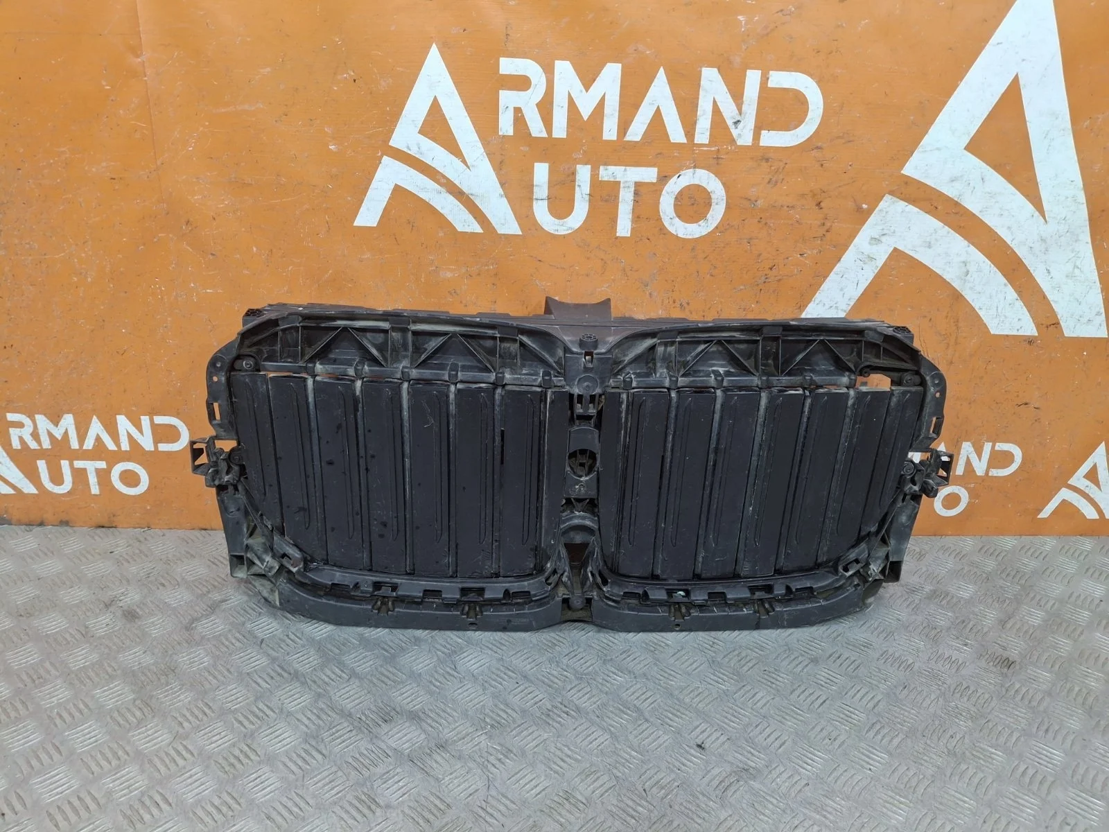 Жалюзи радиатора BMW X7 2018-нв G07