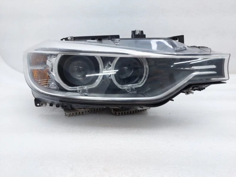 Фара BMW 3-Series 2015 F30