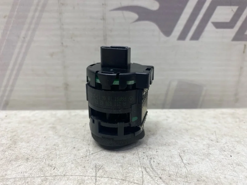 Датчик температуры салона Mercedes-benz 2013 W212