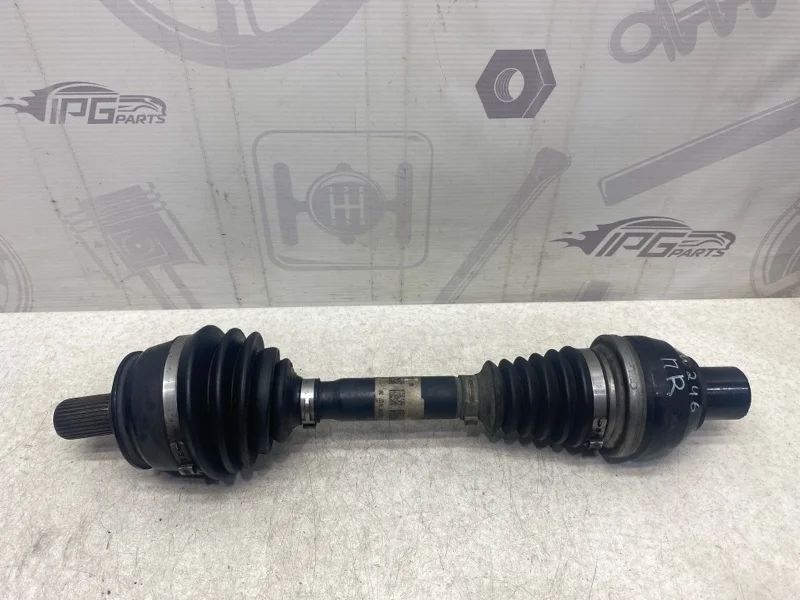 Привод передний правый Mercedes-benz 2016 W246