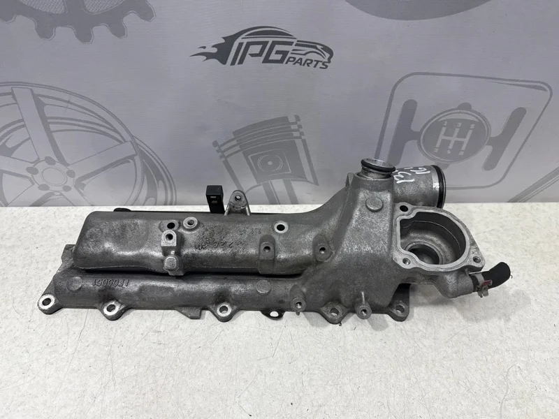 Впускной коллектор правый Mercedes-benz ML 2007 W164