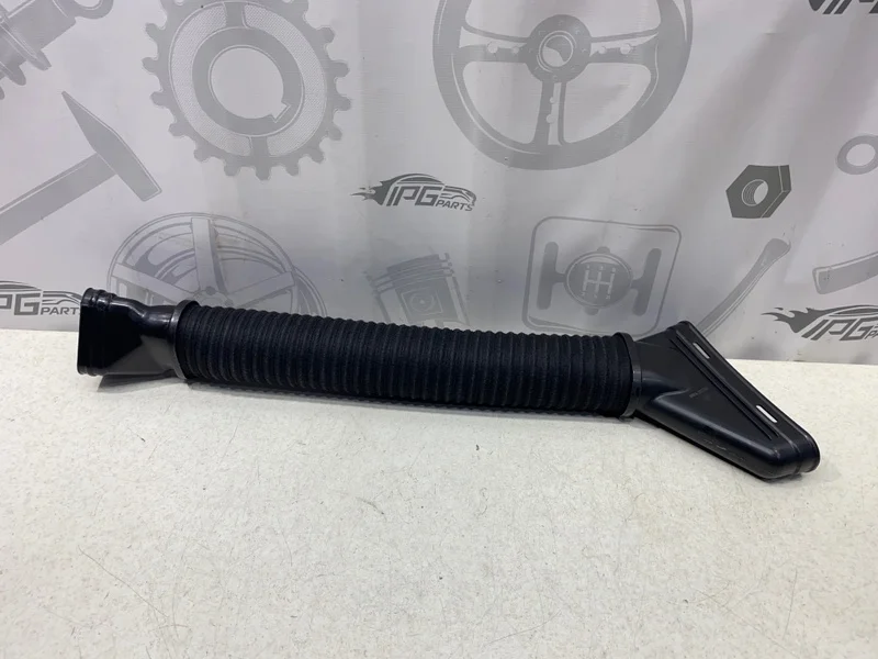 Патрубок воздушного фильтра левый Mercedes-benz GL X166