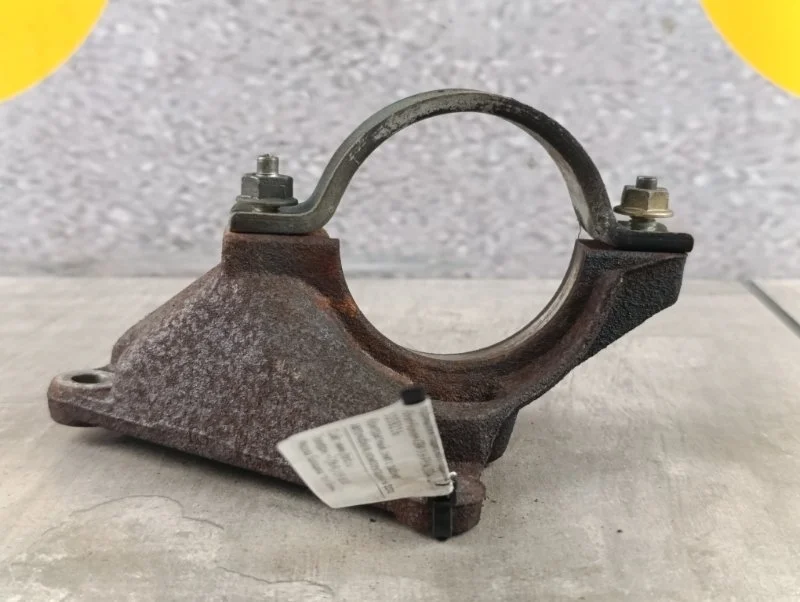 Кронштейн подвесного подшипника Ford Fusion 2004 CBK