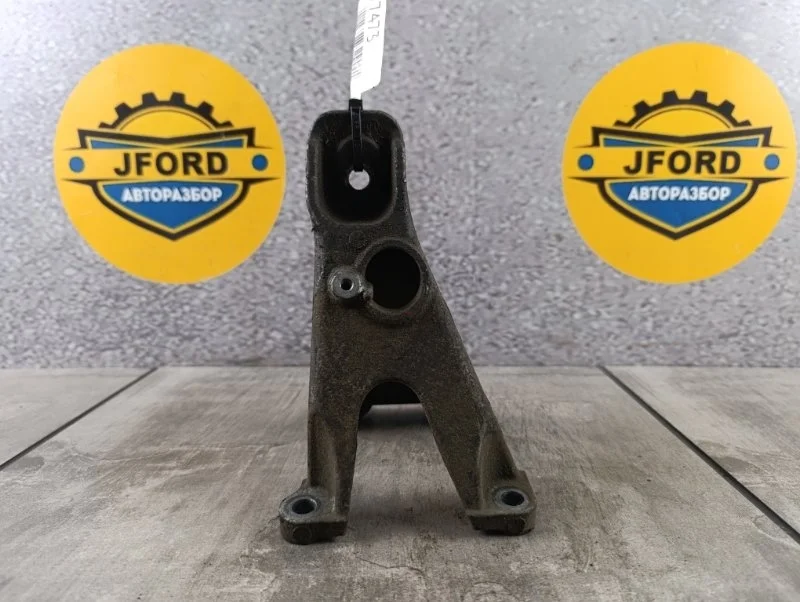 Кронштейн двигателя Suzuki Grand Vitara 2004 XL-7