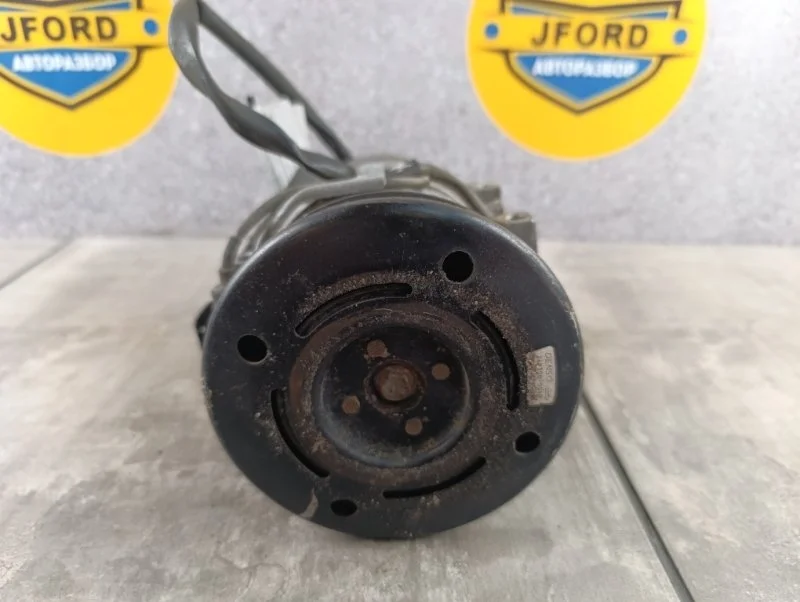 Компрессор кондиционера Mitsubishi Pajero 3 2003 V73W