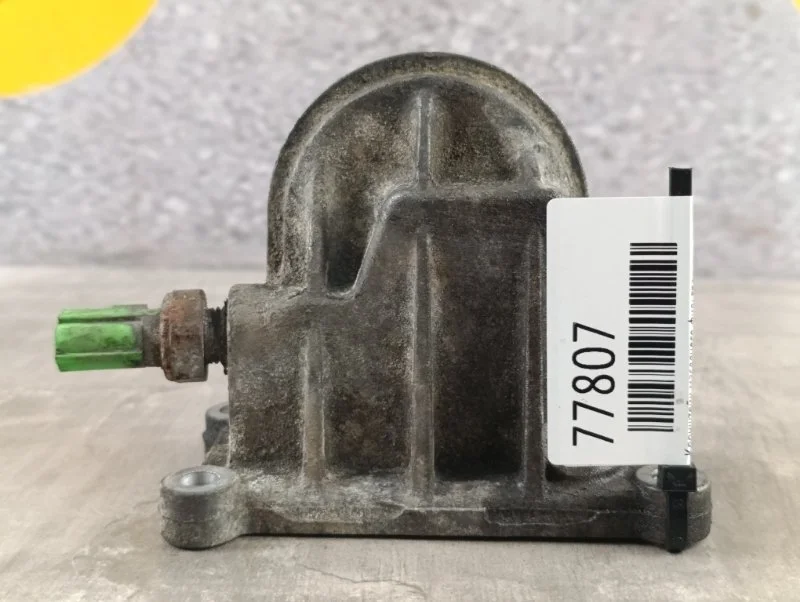 Кронштейн масляного фильтра Ford Focus 2 2010 CB4