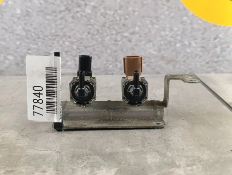 Электромагнитный клапан Mazda 3 2013 BL