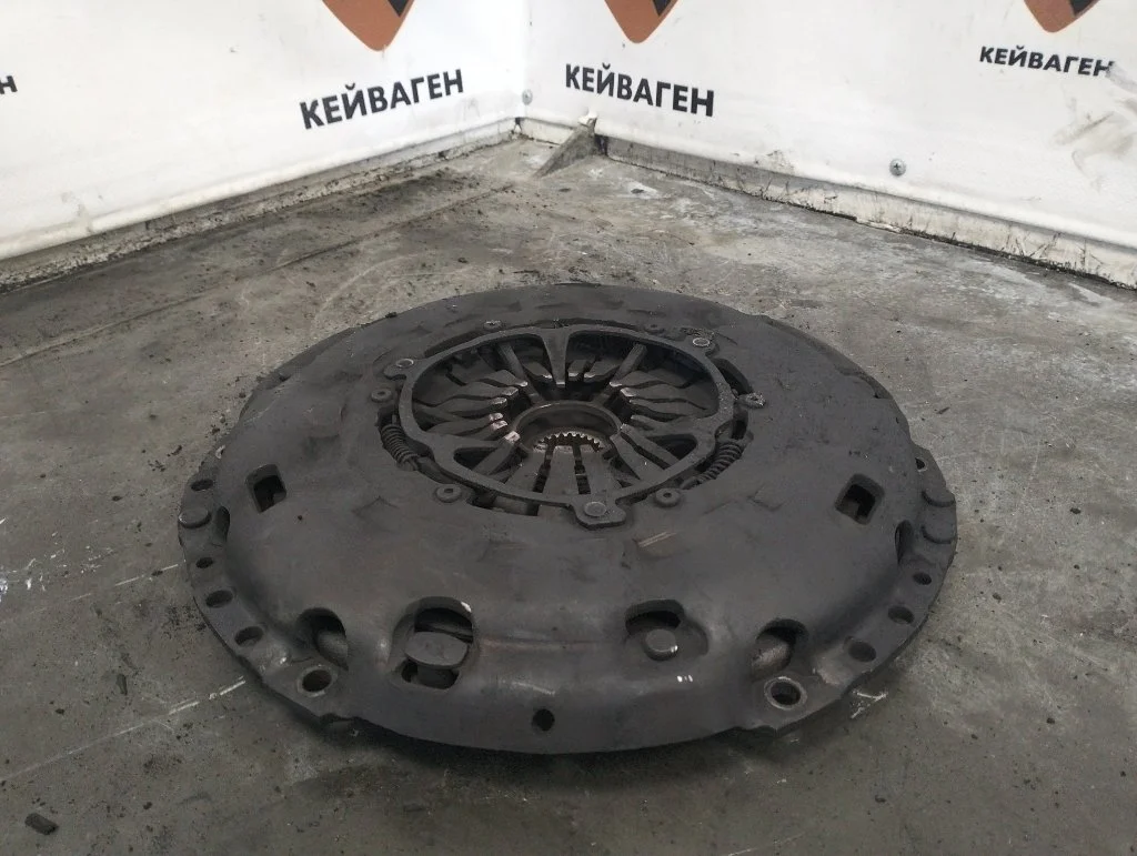 Корзина сцепления Volkswagen Transporter 2006 T5