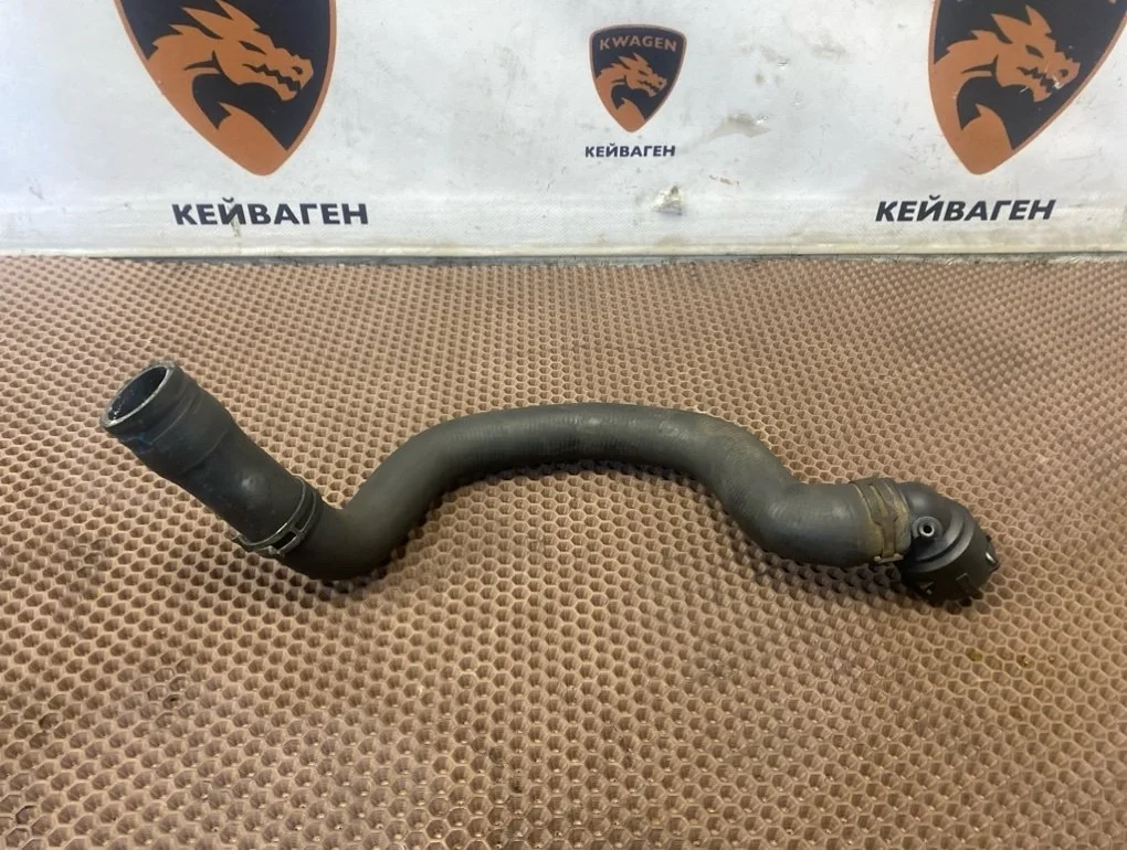 Патрубок радиатора Volkswagen Touran 2007 1T