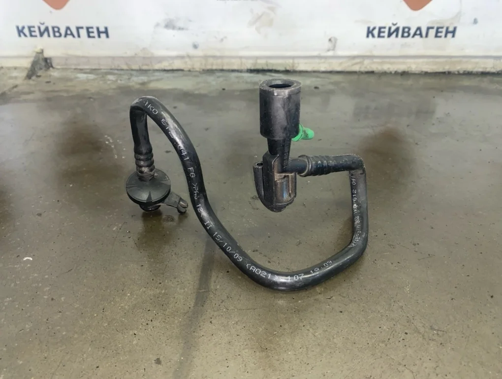 Трубка вакуумная Volkswagen Tiguan 2009