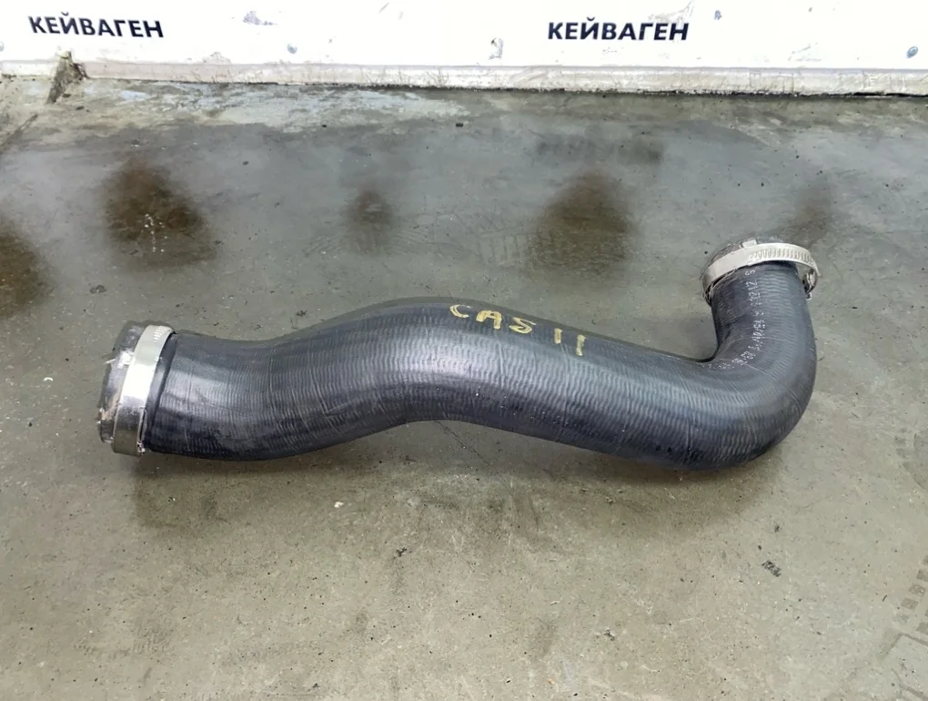 Патрубок интеркулера Volkswagen Touareg 2011 7P