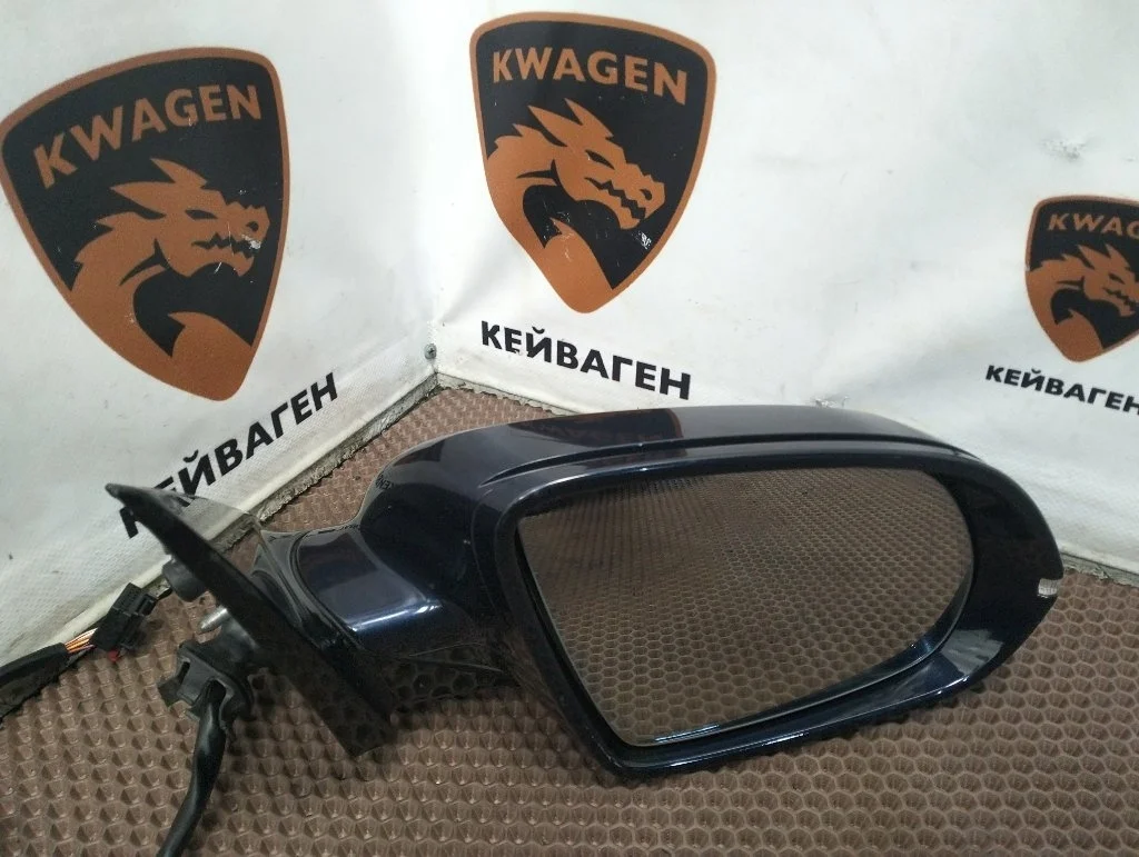 Зеркало Audi A8 2012 D4