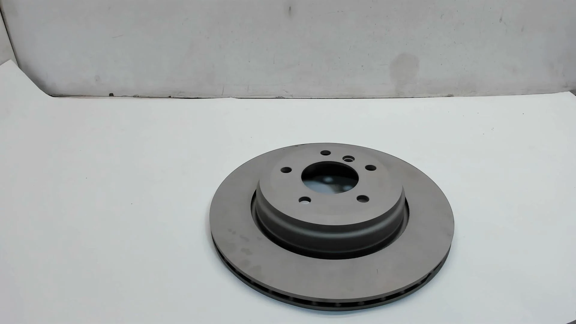 Диск тормозной задний BMW E60