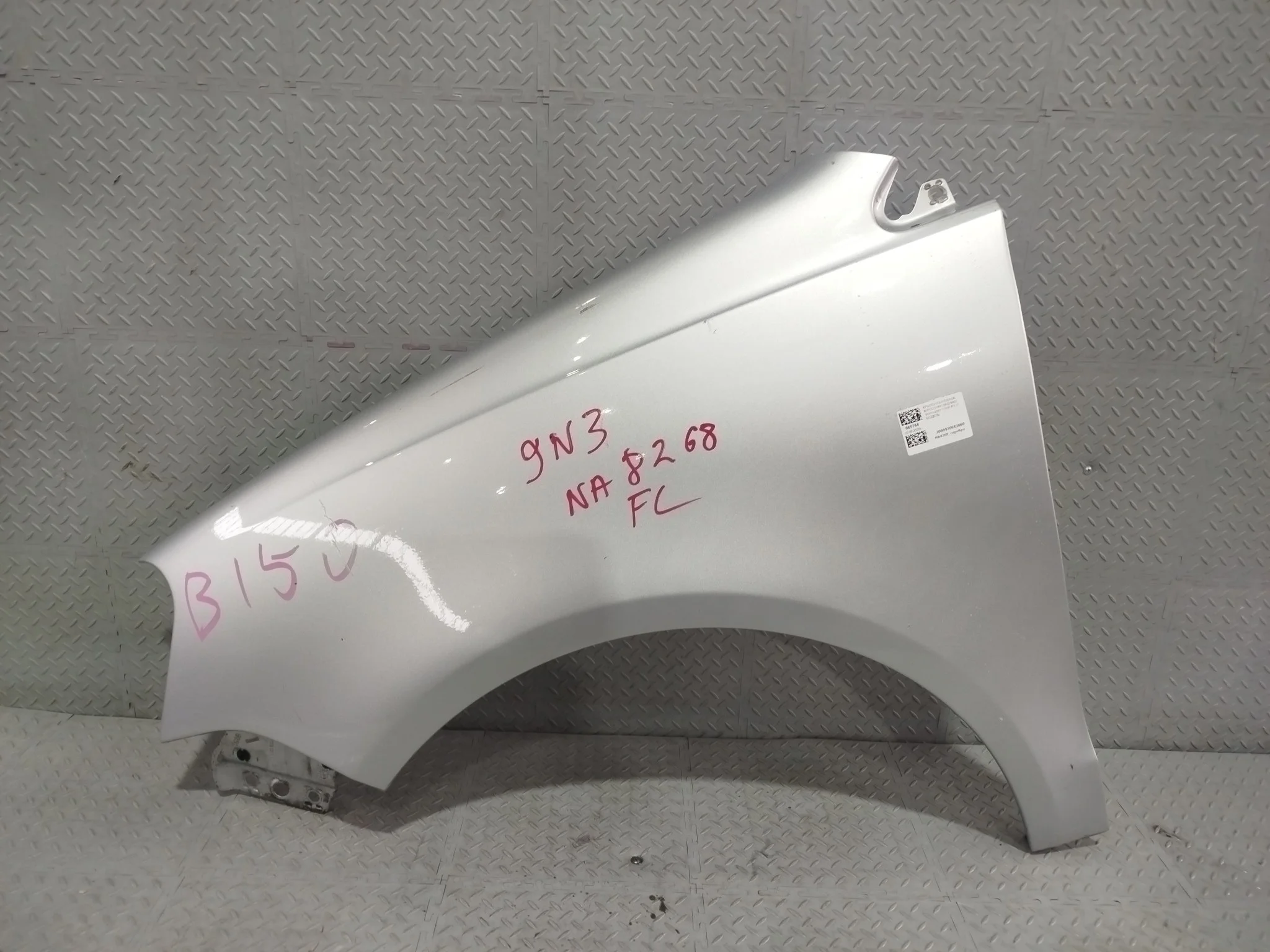 КРЫЛО VOLKSWAGEN 6Q0821105E ПЕРЕД ЛЕВО серебро NA8268